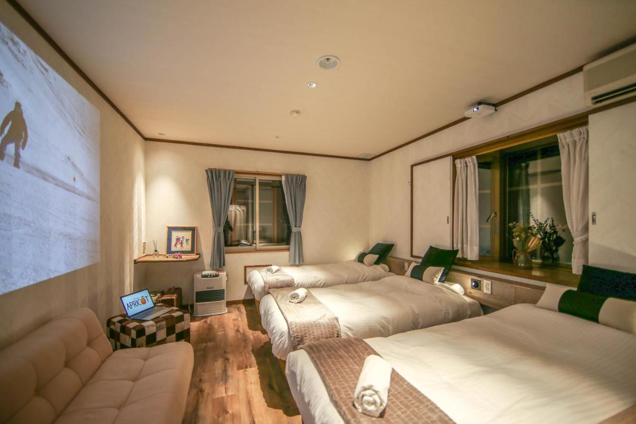 Apricot Pension Хакуба-Мура Экстерьер фото